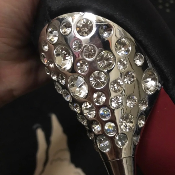 Paris Hilton Black satin rhinestone high heel shoe - Picture 3 of 9